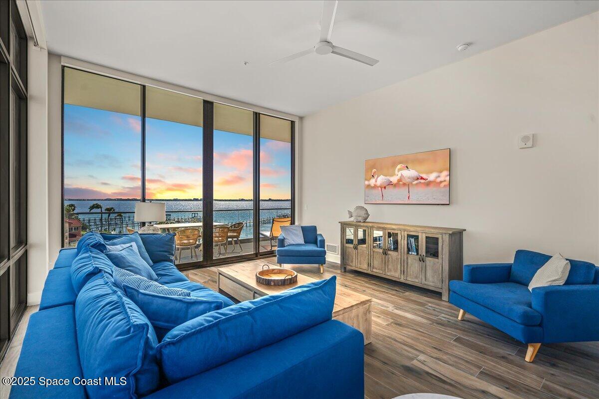 225 Strand Drive, 401