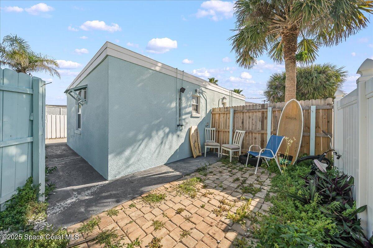 2700 Highway A1a, 8