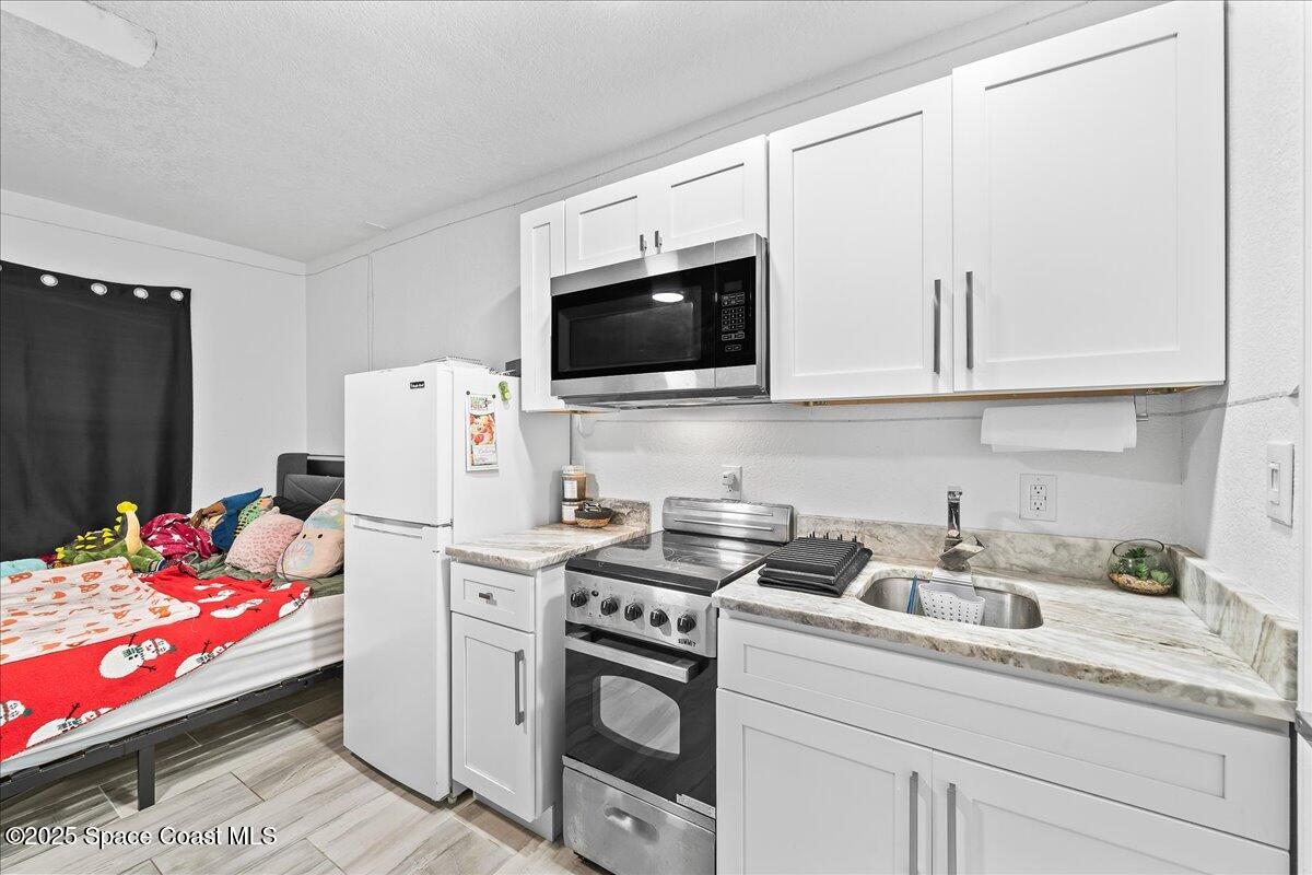 2700 Highway A1a, 8