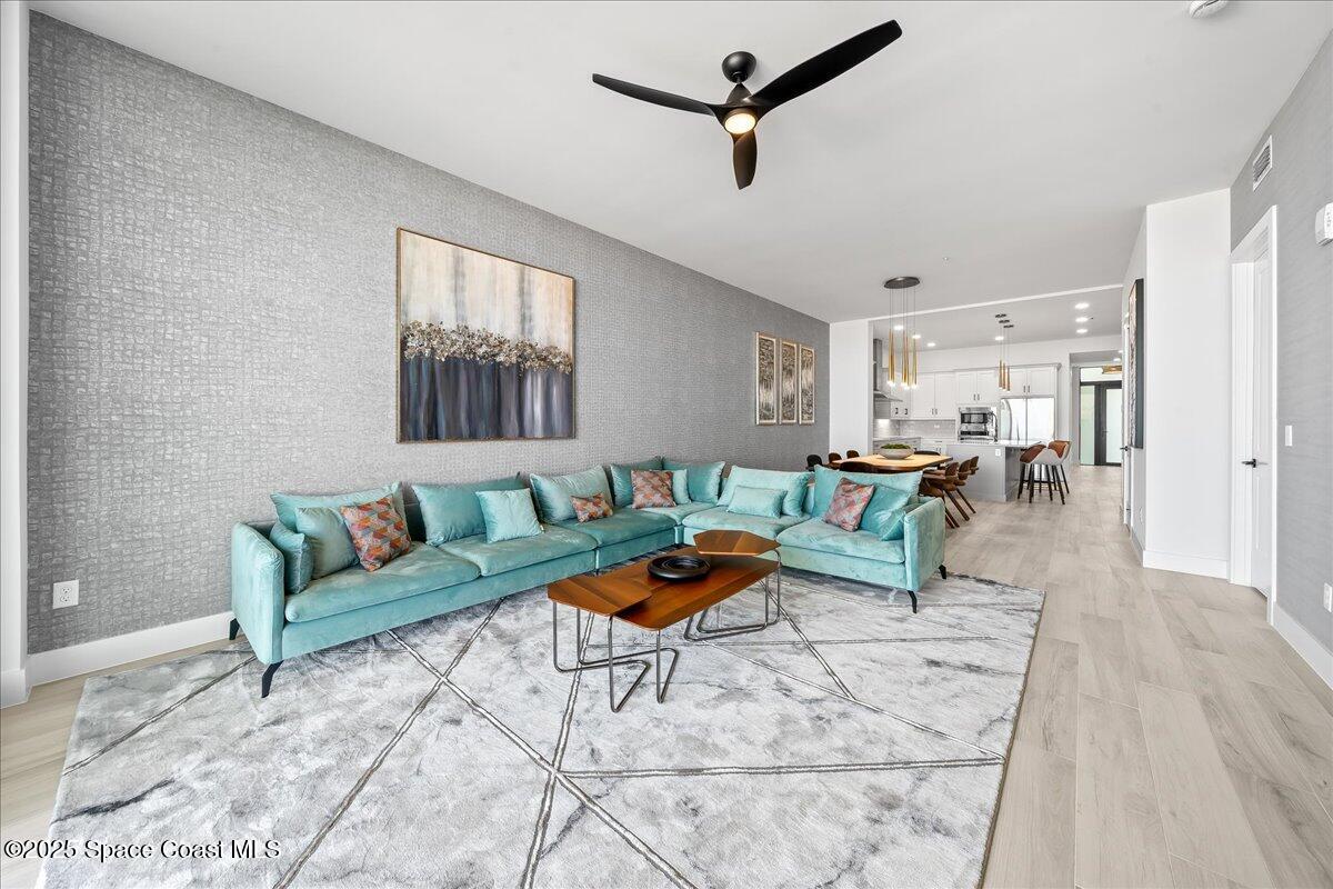 3031 Hafen Lane, 305