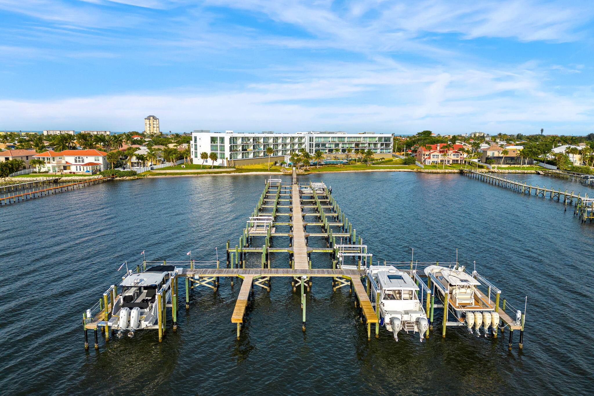 3031 Hafen Lane, 305