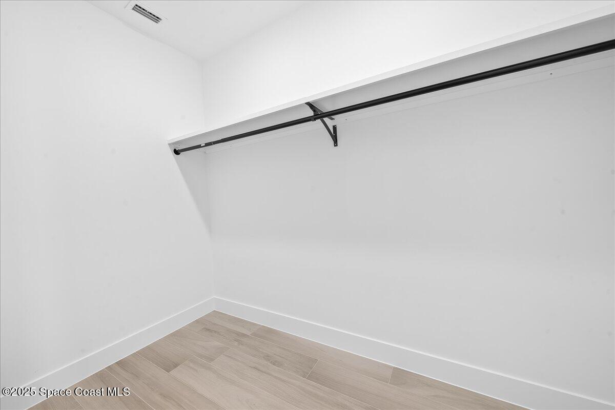 3031 Hafen Lane, 305