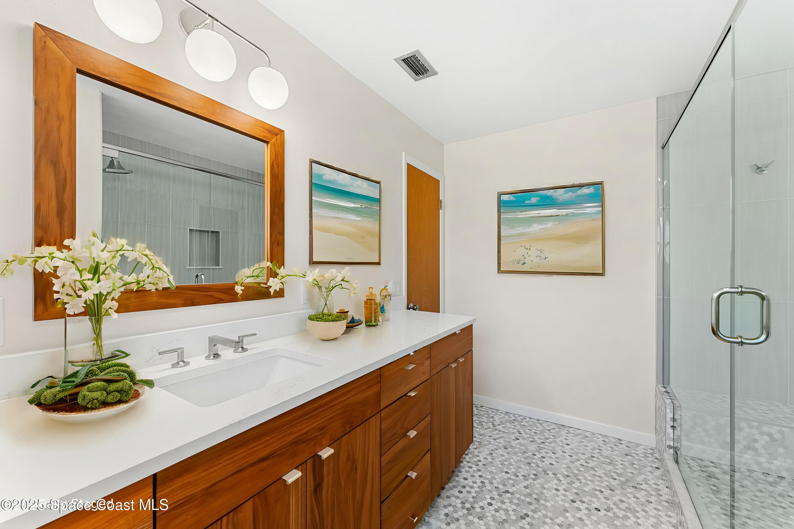 407 Driftwood Avenue