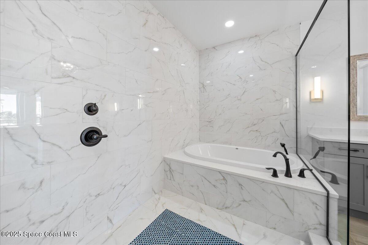 3031 Hafen Lane, 302