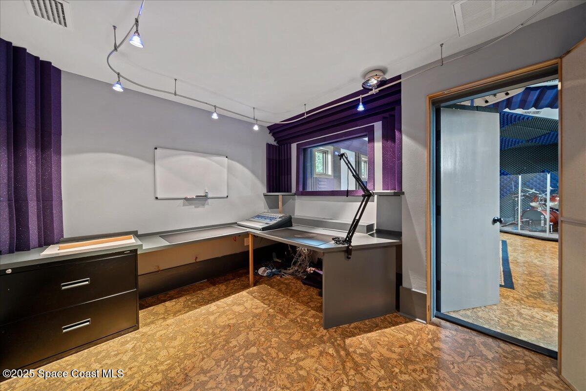 119 Signature Drive