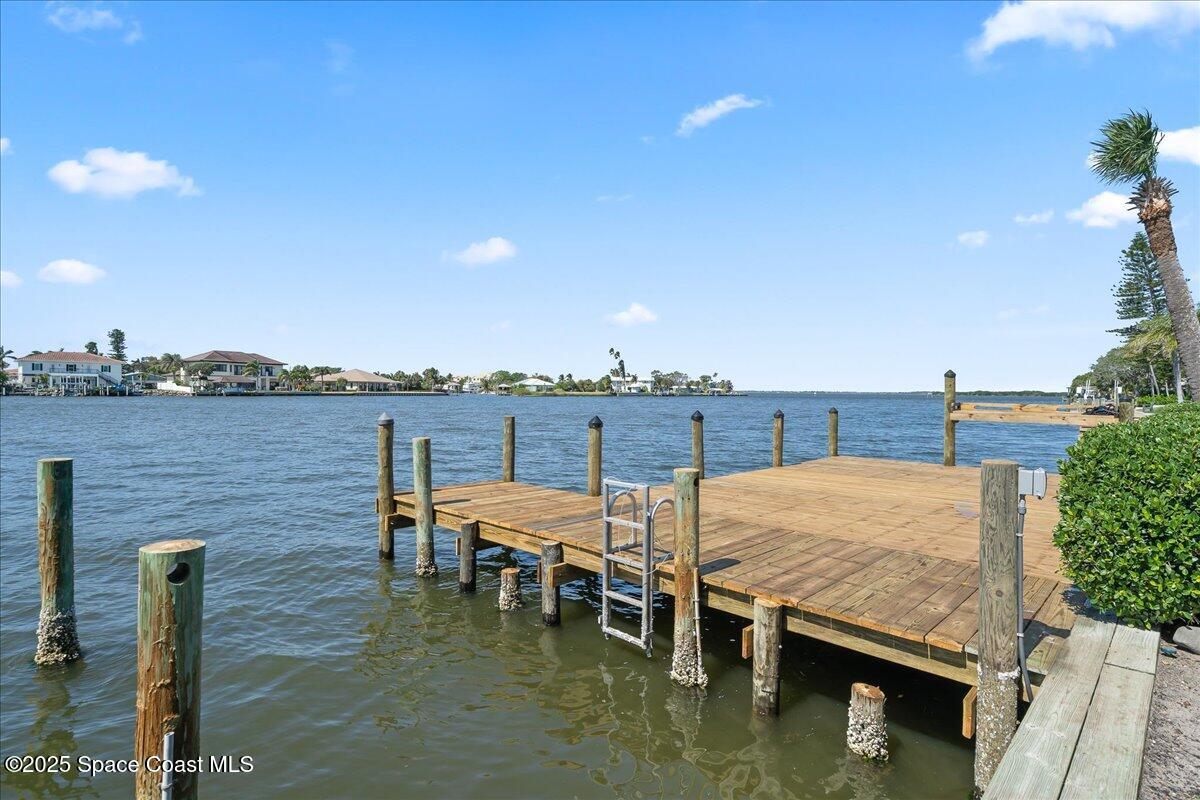 110 W Bay Drive
