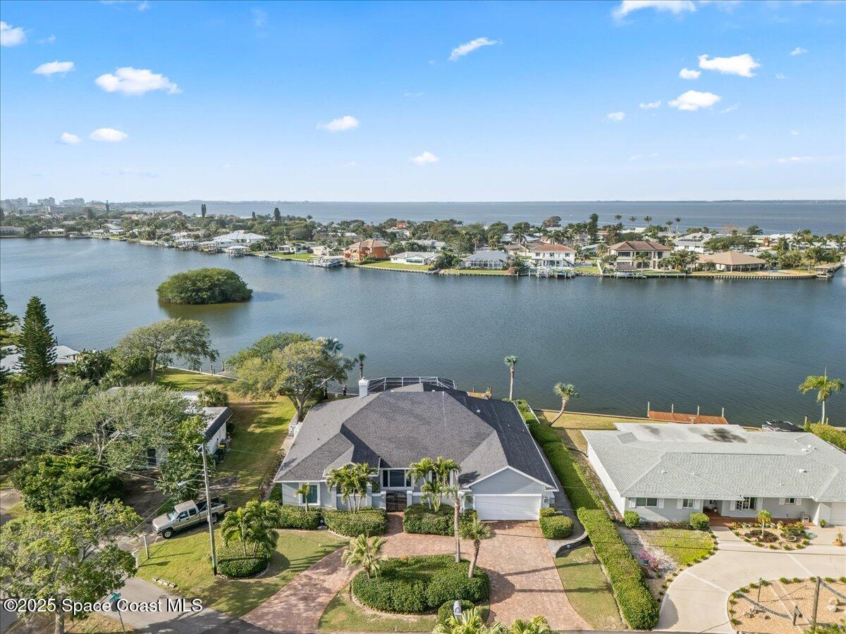 110 W Bay Drive