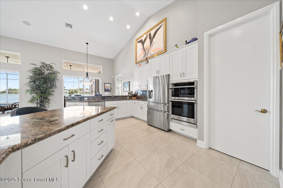 110 W Bay Drive