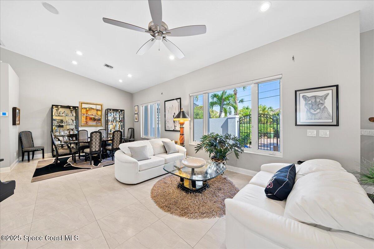 110 W Bay Drive