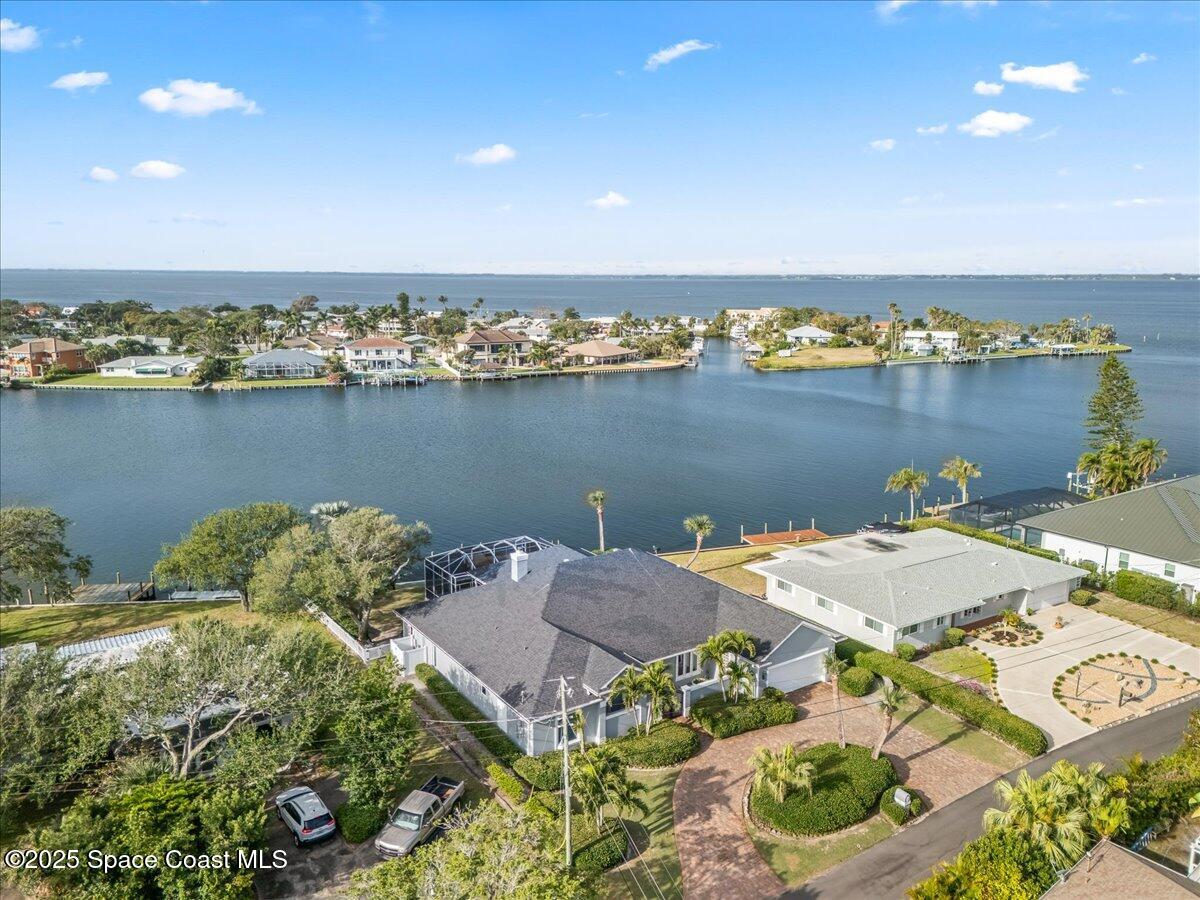 110 W Bay Drive