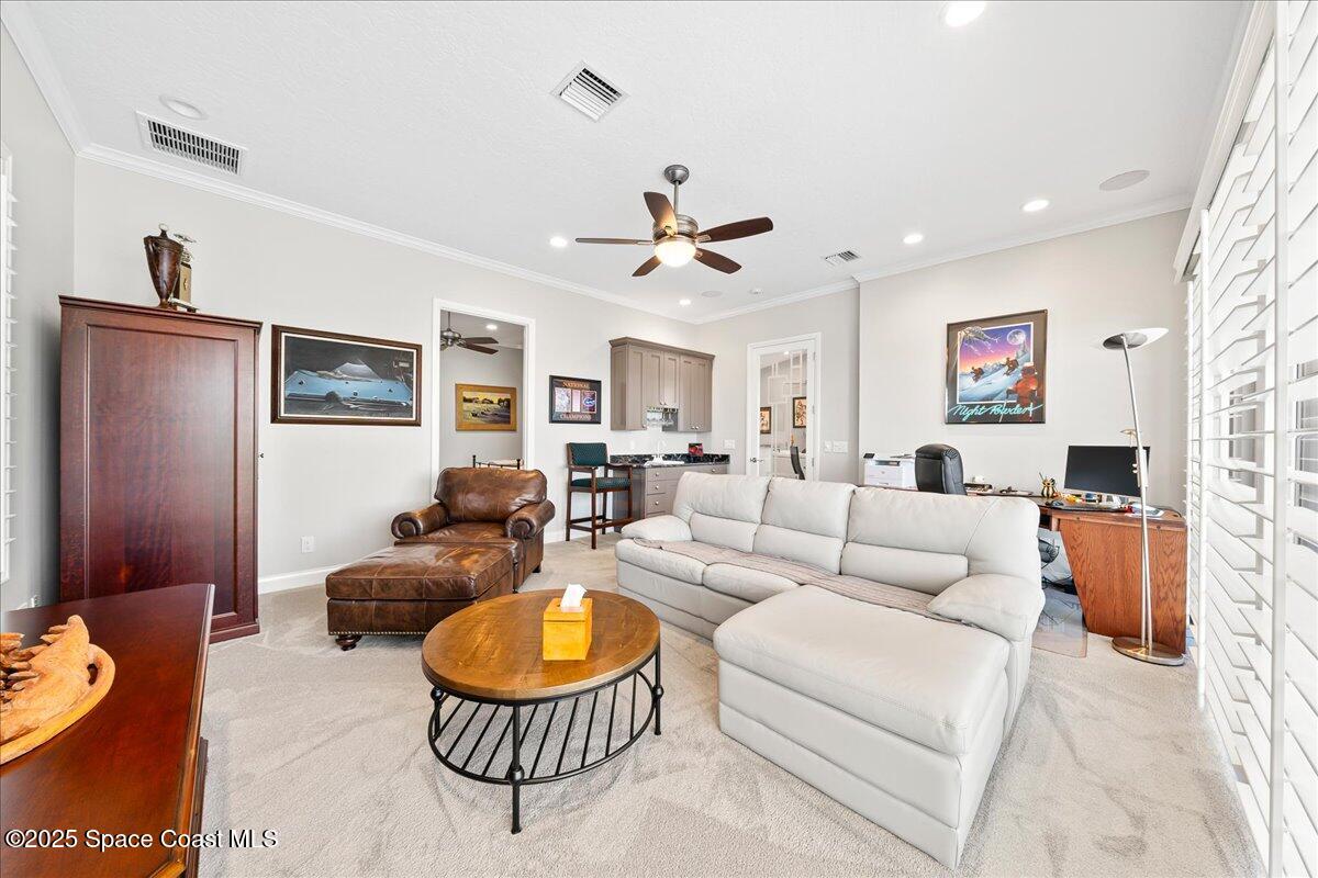 110 W Bay Drive