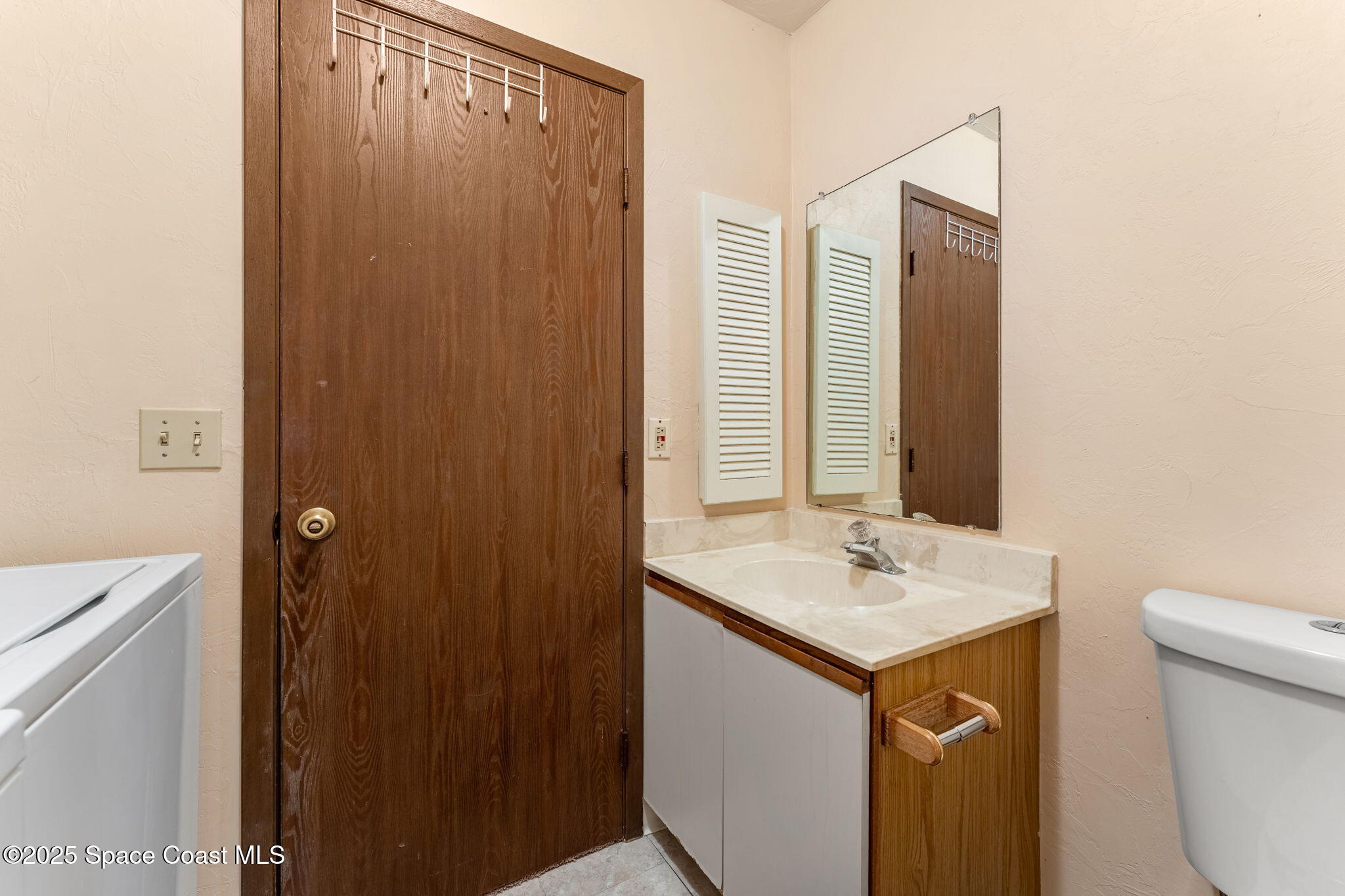 7814 Shadowood Drive, 510