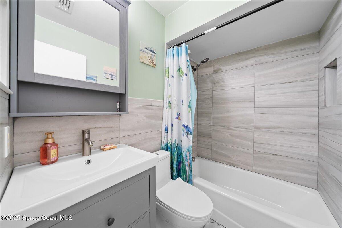 1065 Benedictine Street NW