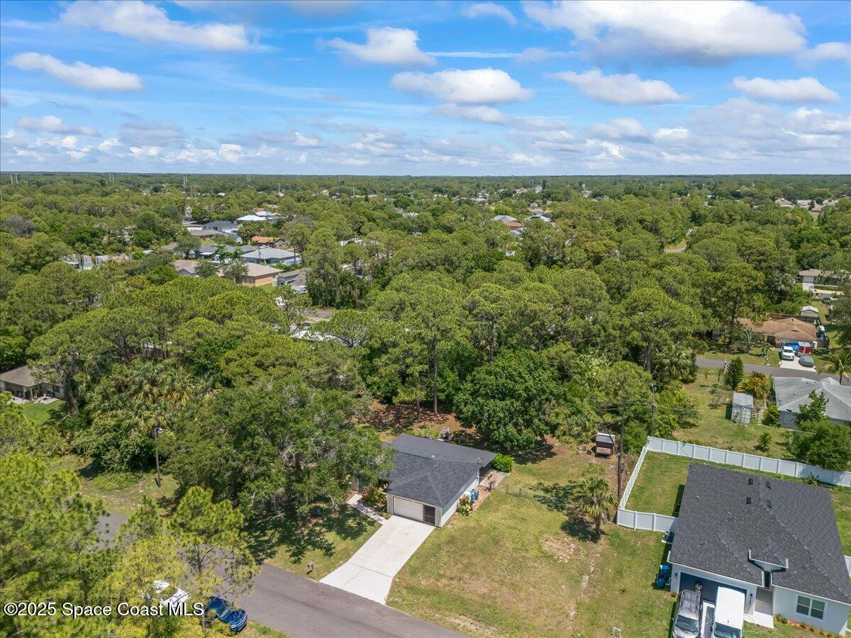 1065 Benedictine Street NW