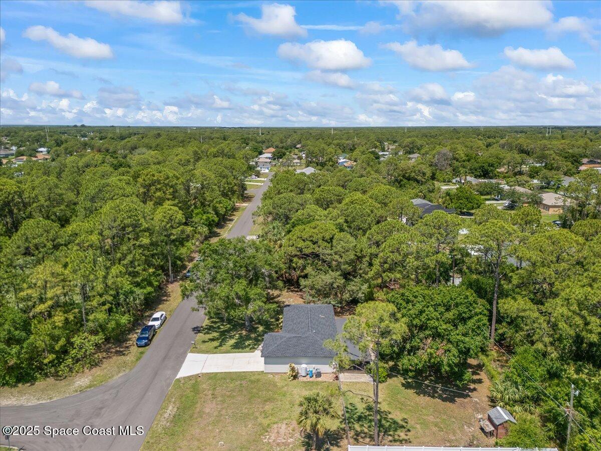 1065 Benedictine Street NW