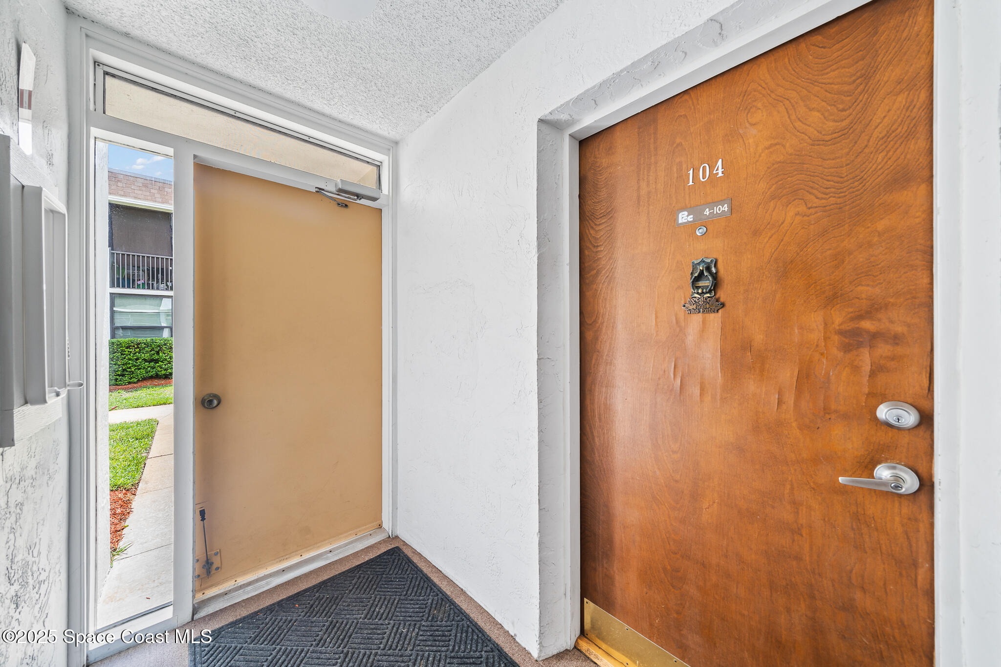 2700 N Highway A1a, 4-104