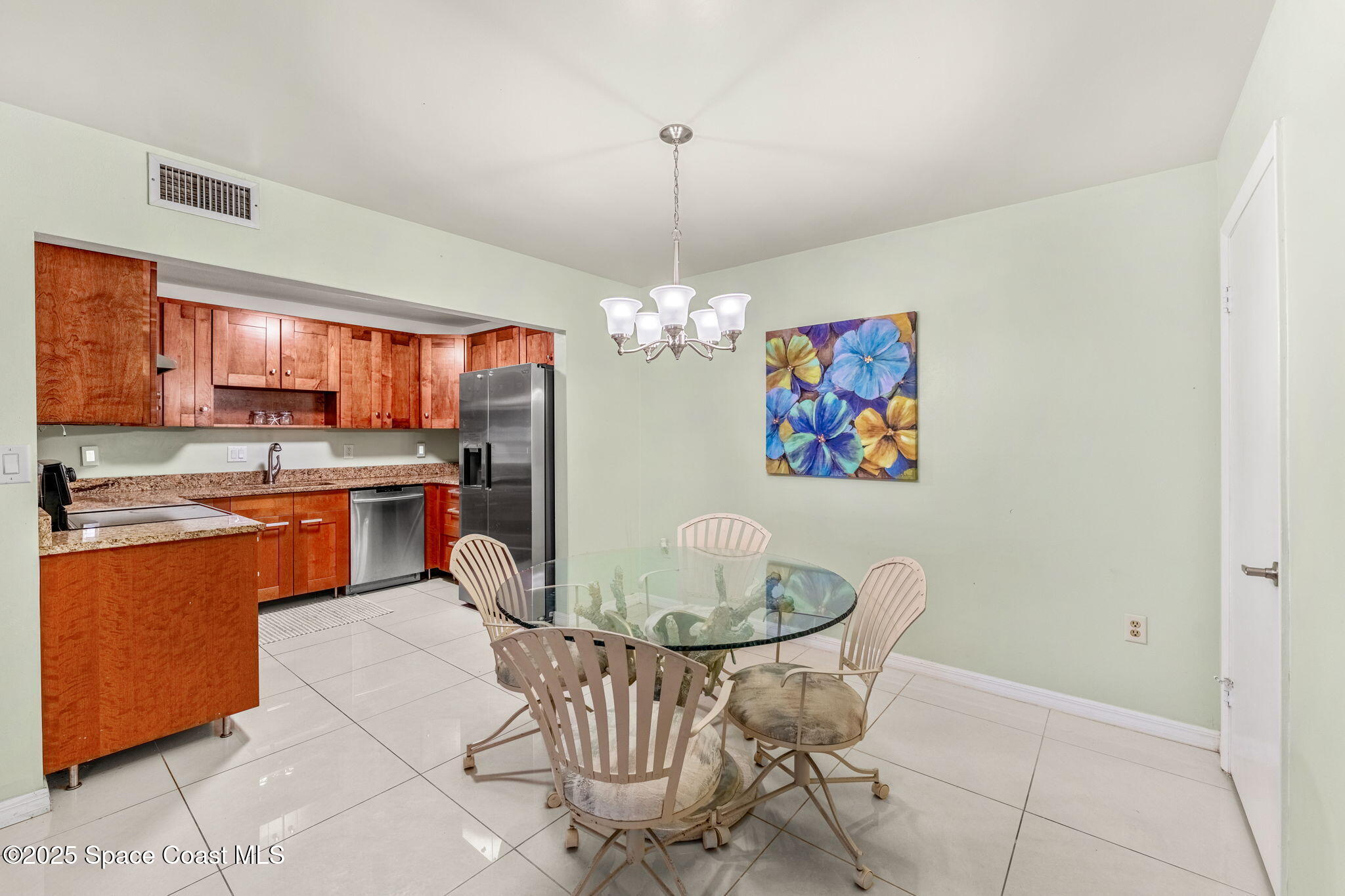 2700 N Highway A1a, 4-104
