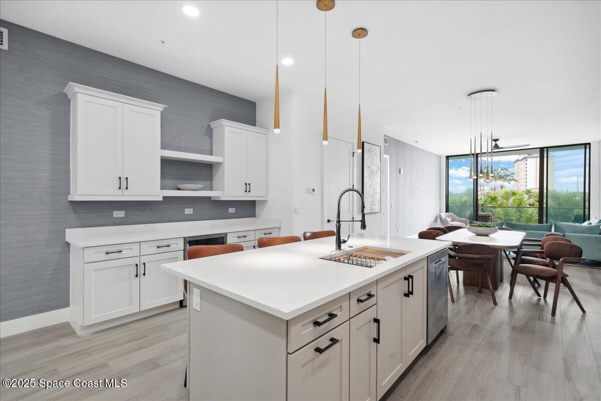 3031 Hafen Lane, 205