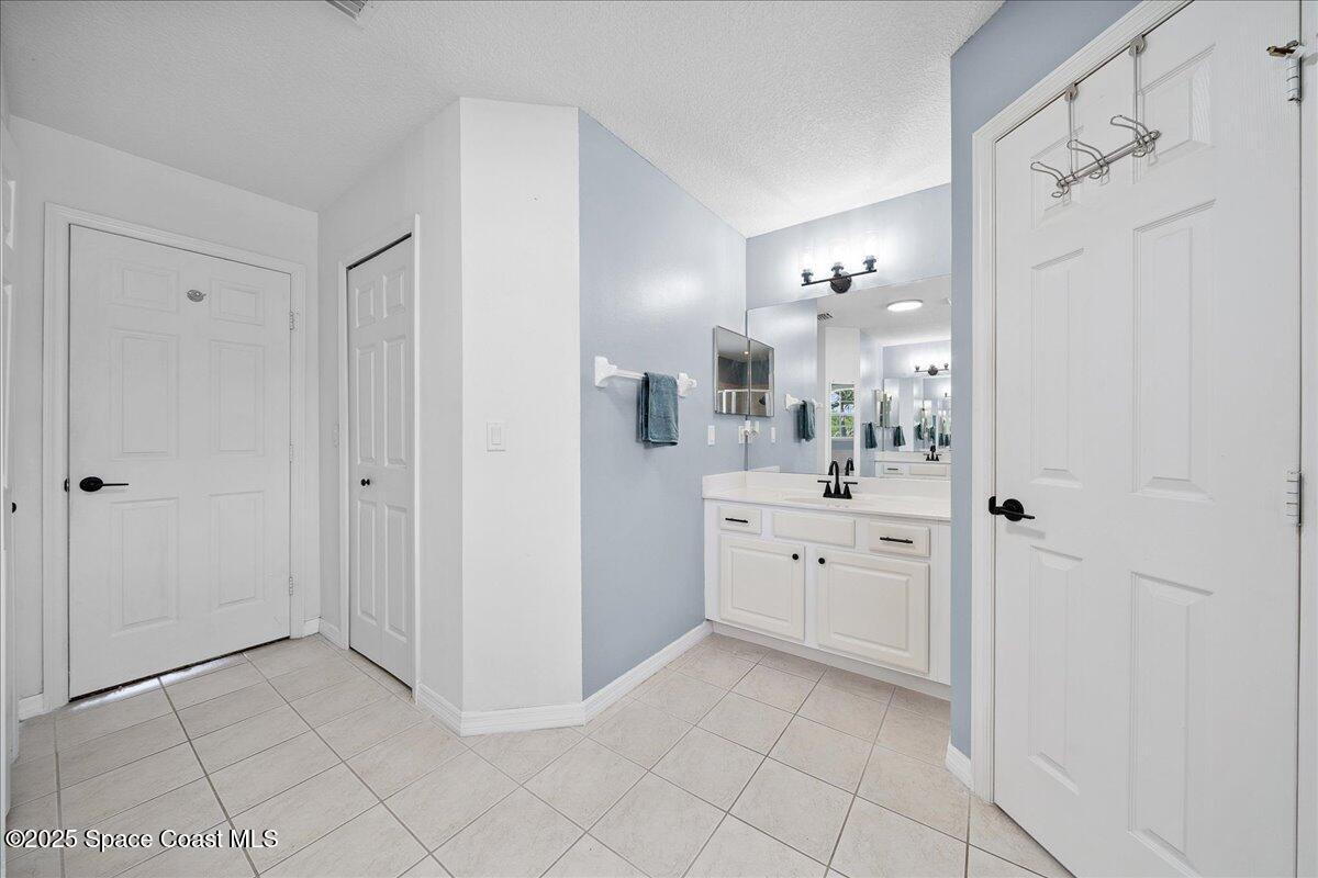 2933 Anjar Avenue SW