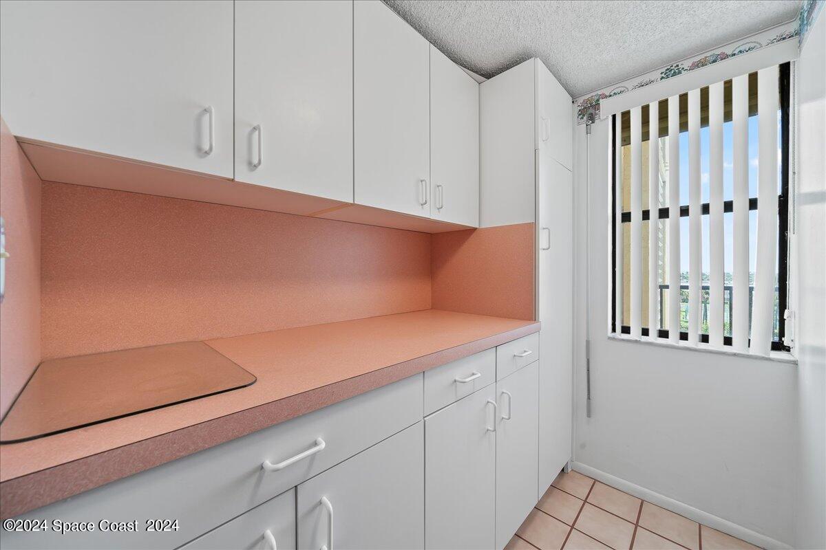 2725 N Hwy A1a, 403