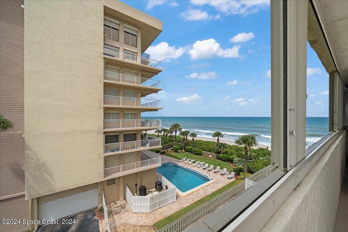 2725 N Highway A1a, 301