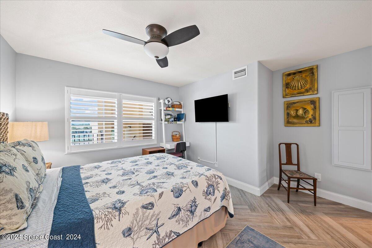 2725 N Highway A1a, 301