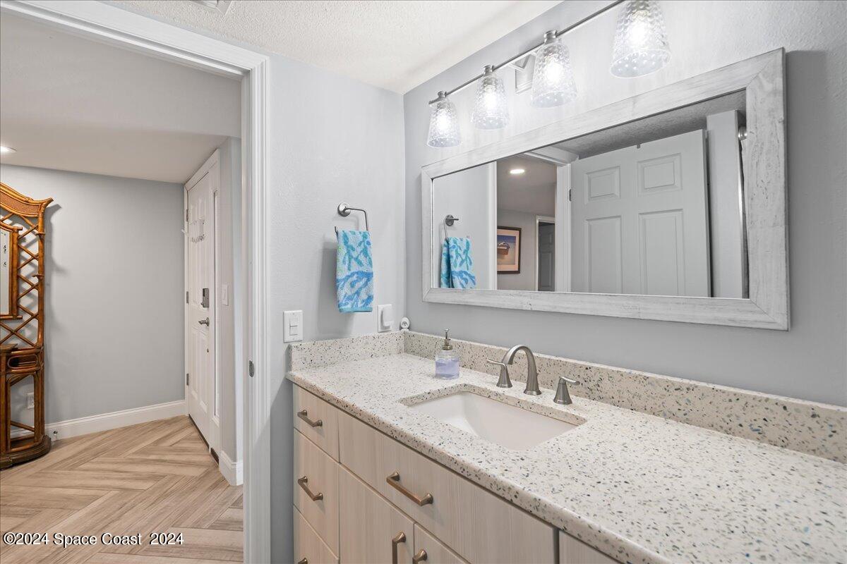 2725 N Highway A1a, 301