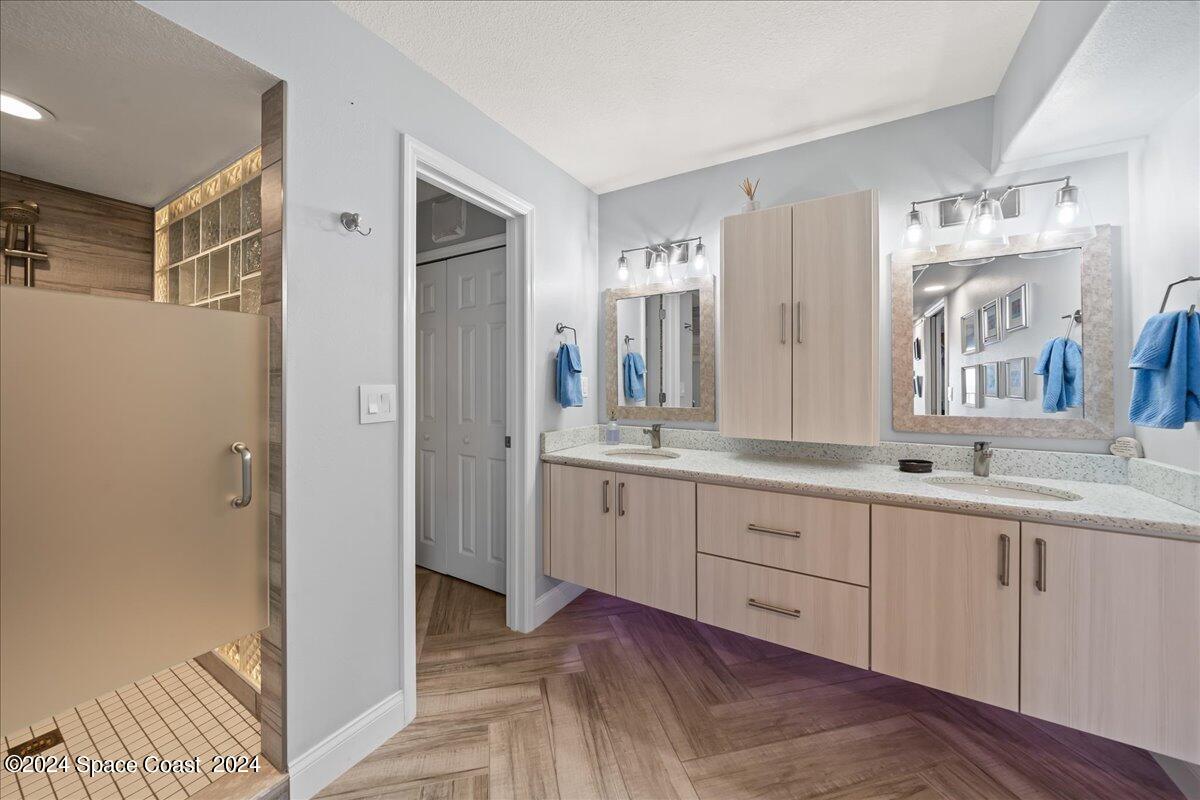 2725 N Highway A1a, 301