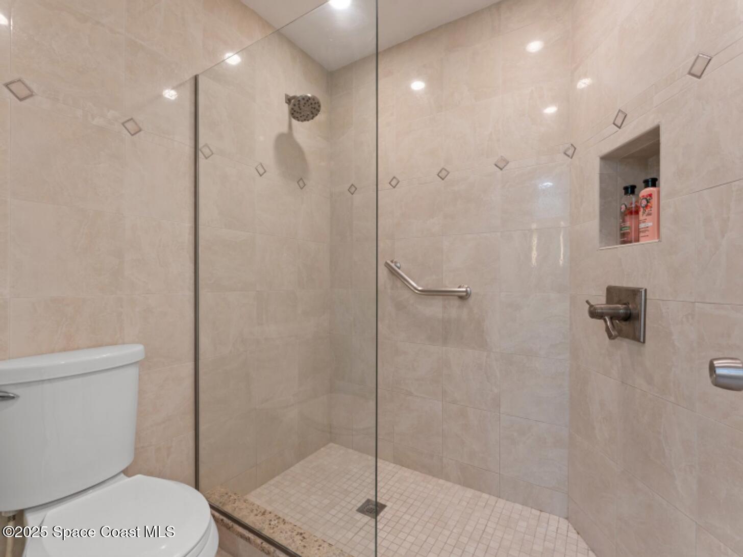 3037 S Highway A1a, 2c