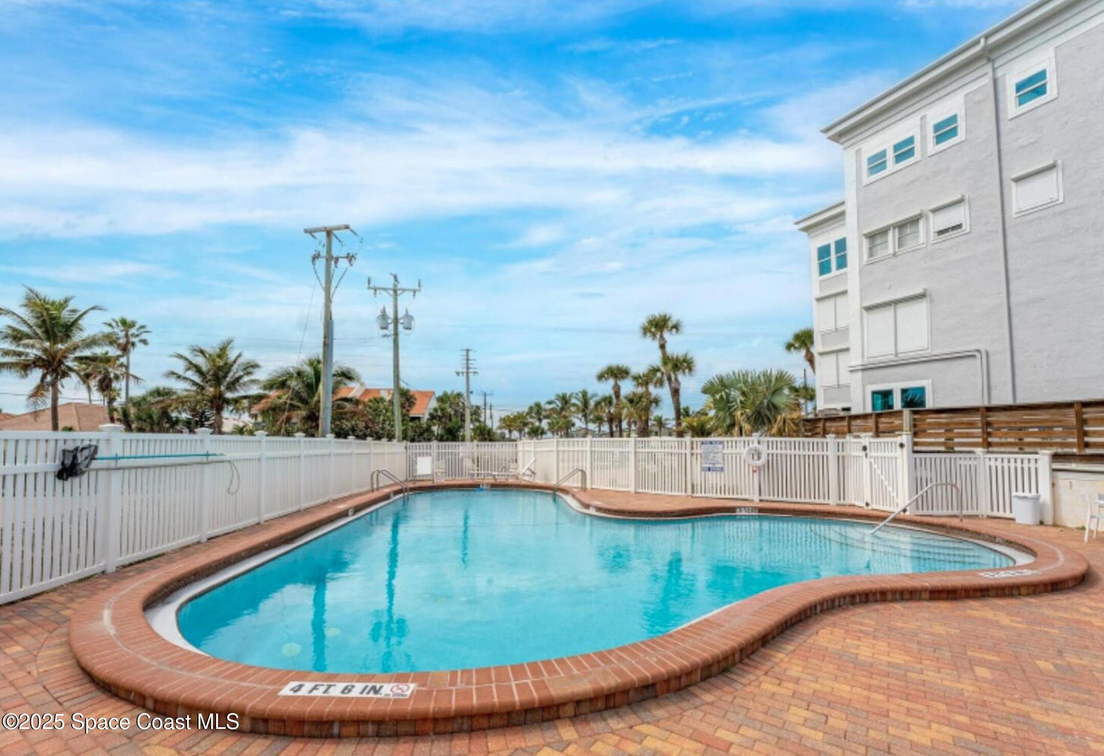 3037 S Highway A1a, 2c