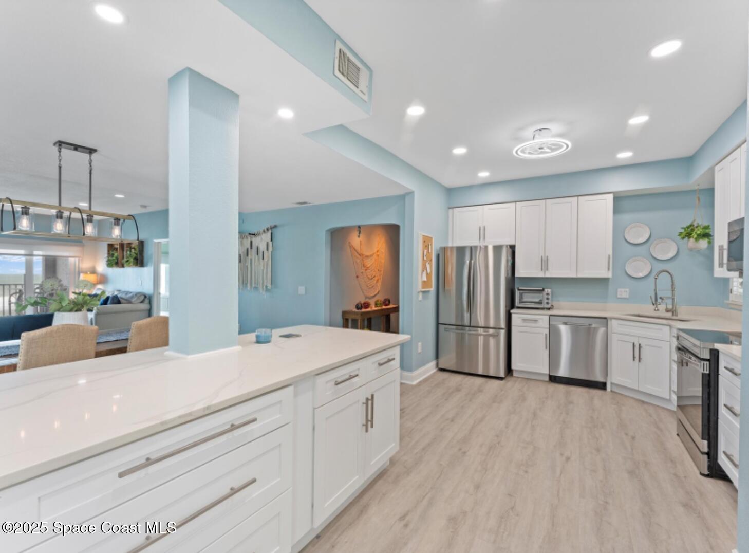 3037 S Highway A1a, 2c