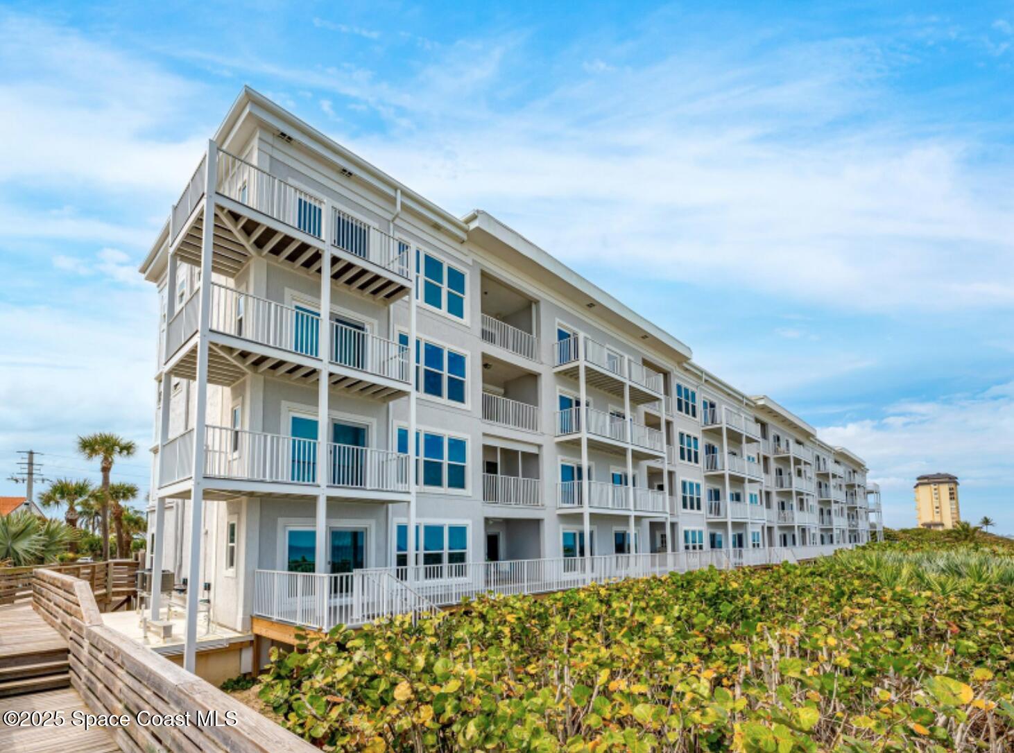 3037 S Highway A1a, 2c