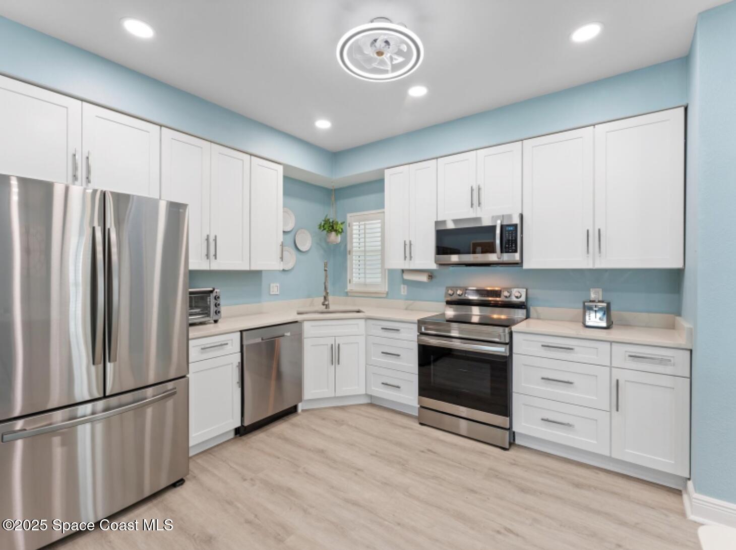 3037 S Highway A1a, 2c
