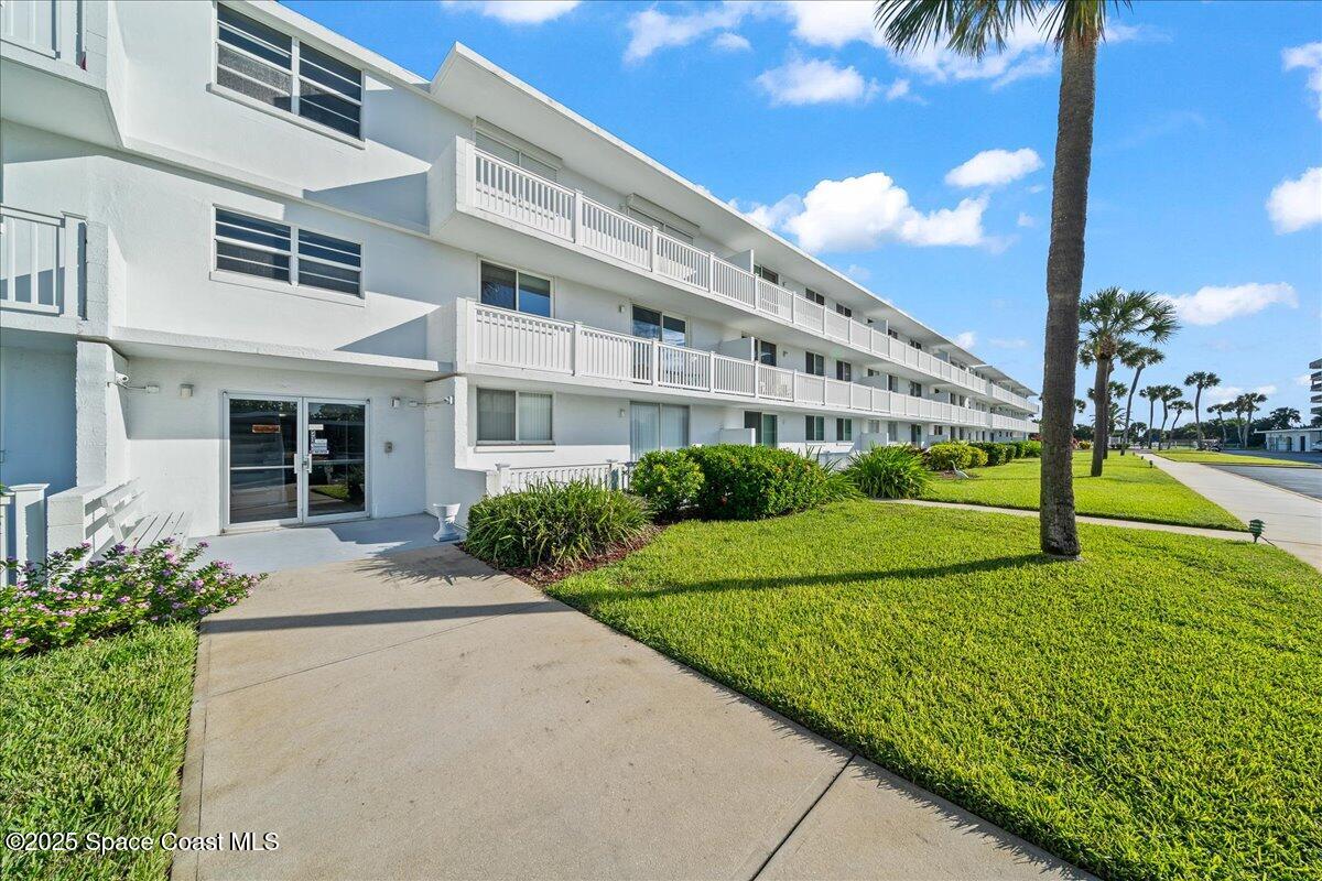 3190 N Atlantic Avenue, 319