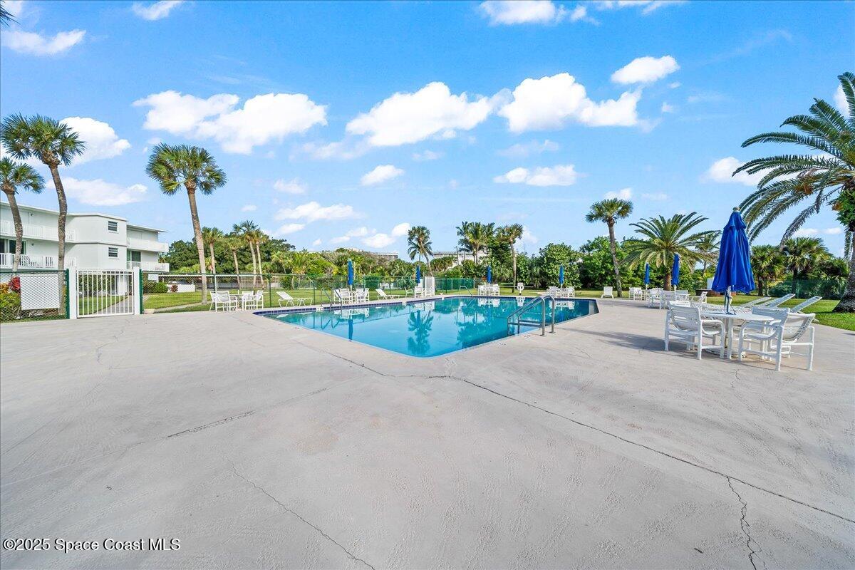 3190 N Atlantic Avenue, 319