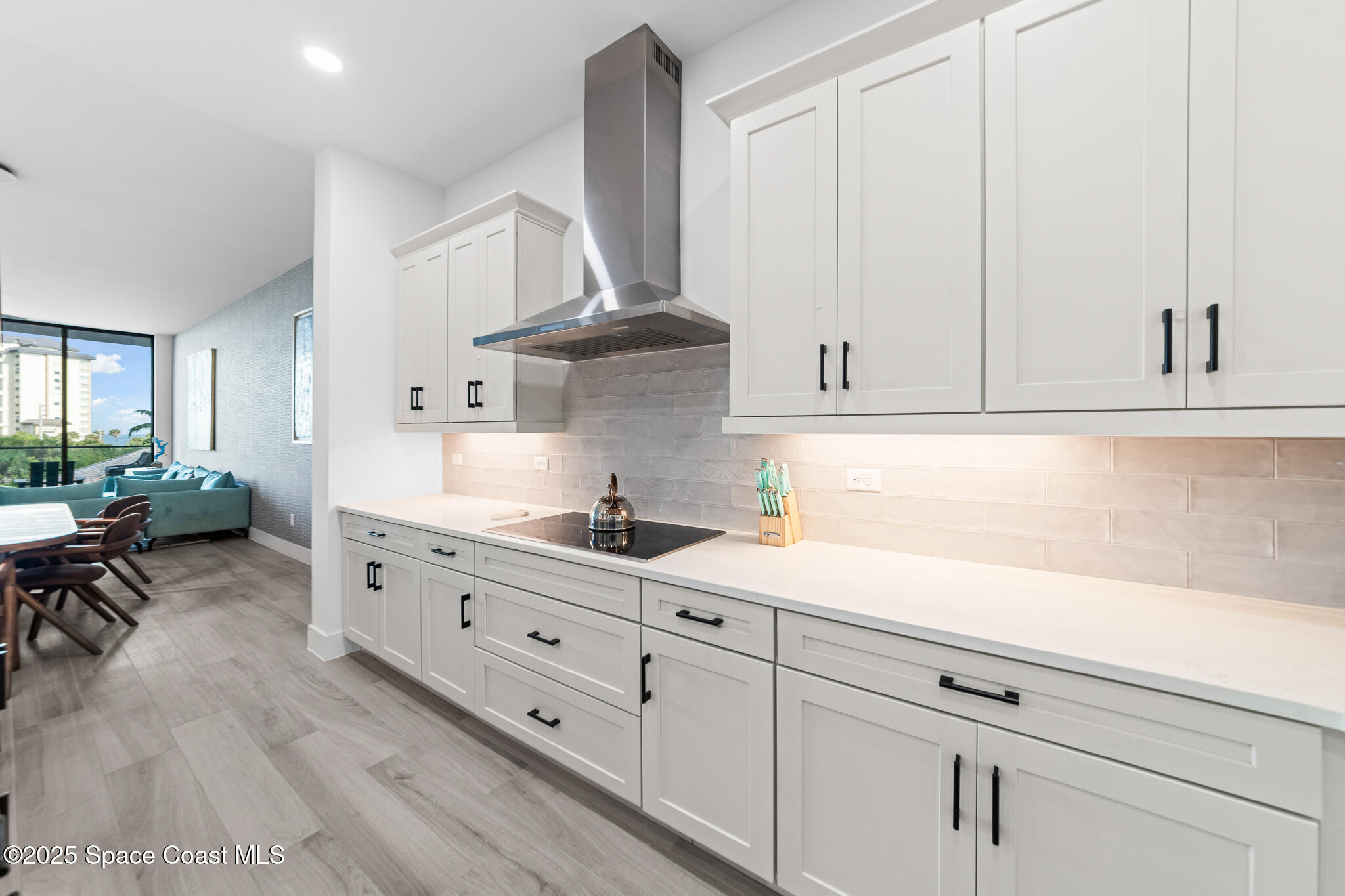 3031 Hafen Lane 303