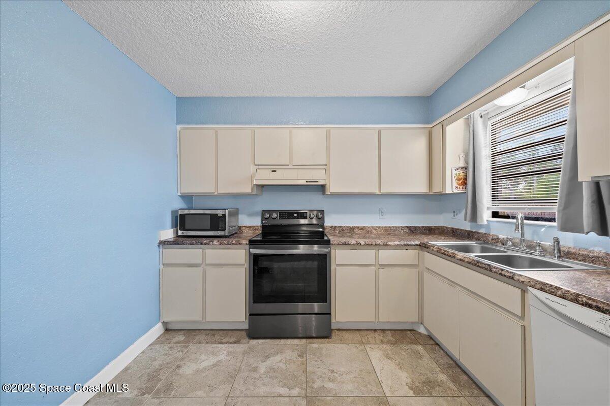 701 Elmont Street NW
