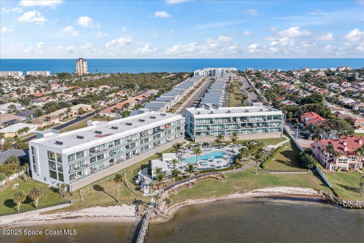 225 Strand Drive 305