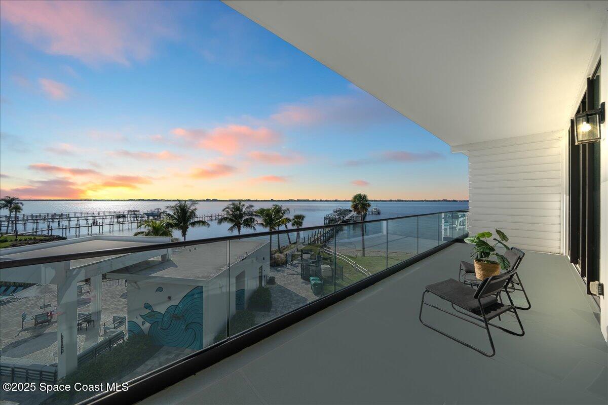 225 Strand Drive 305