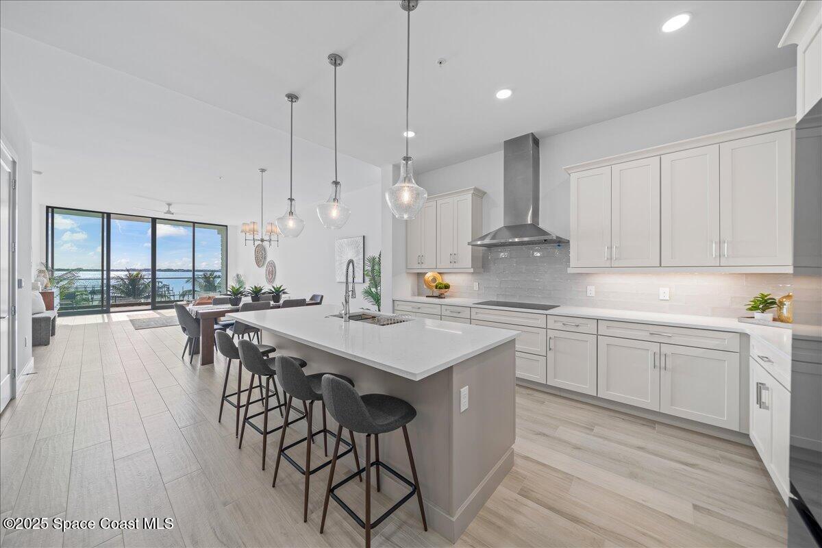 225 Strand Drive 305