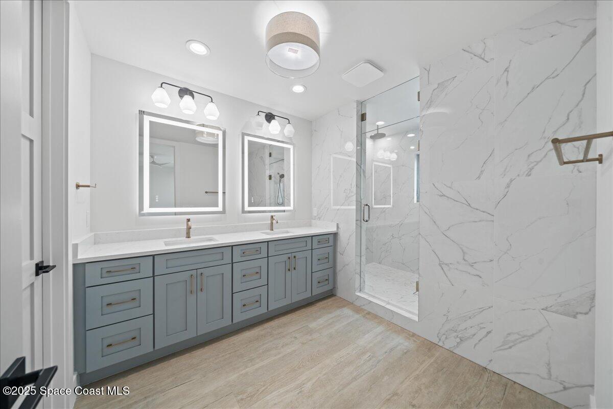 1010 Wave Crest Ave Avenue