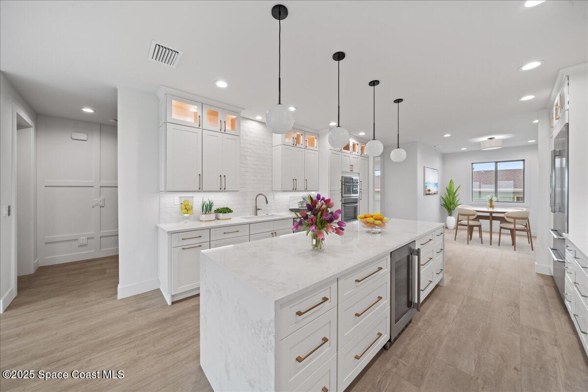 1010 Wave Crest Ave Avenue