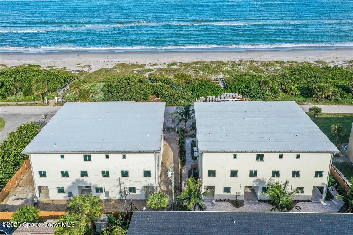 1010 Wave Crest Ave Avenue