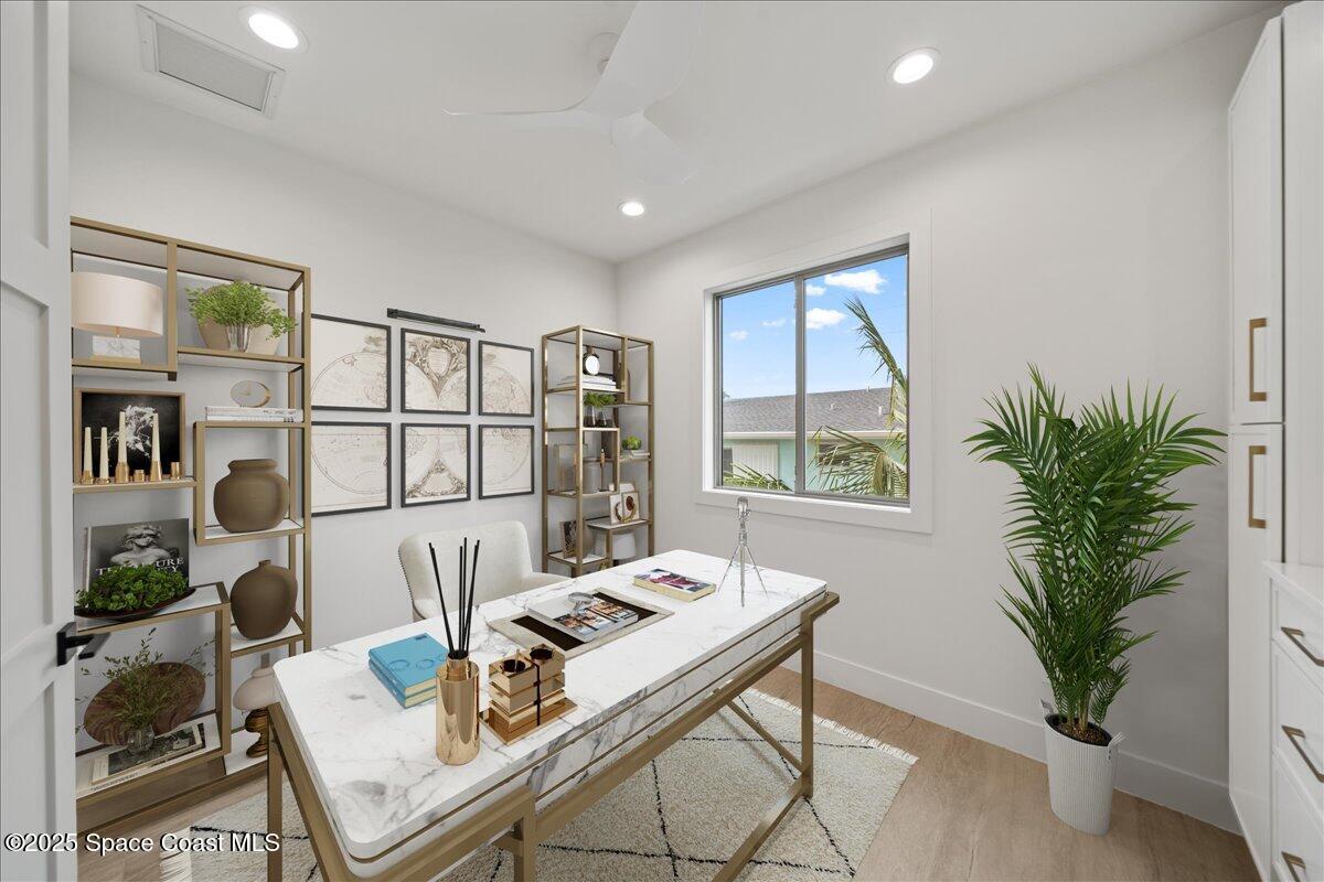 1010 Wave Crest Ave Avenue