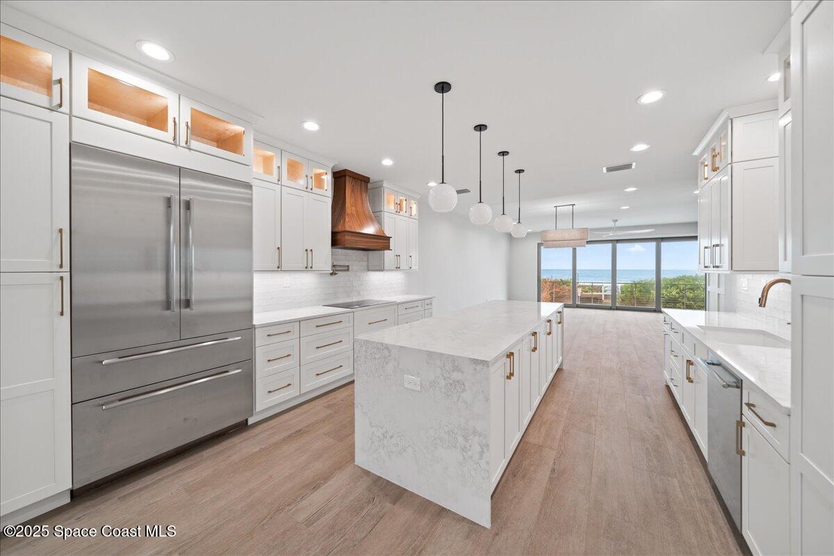 1010 Wave Crest Ave Avenue