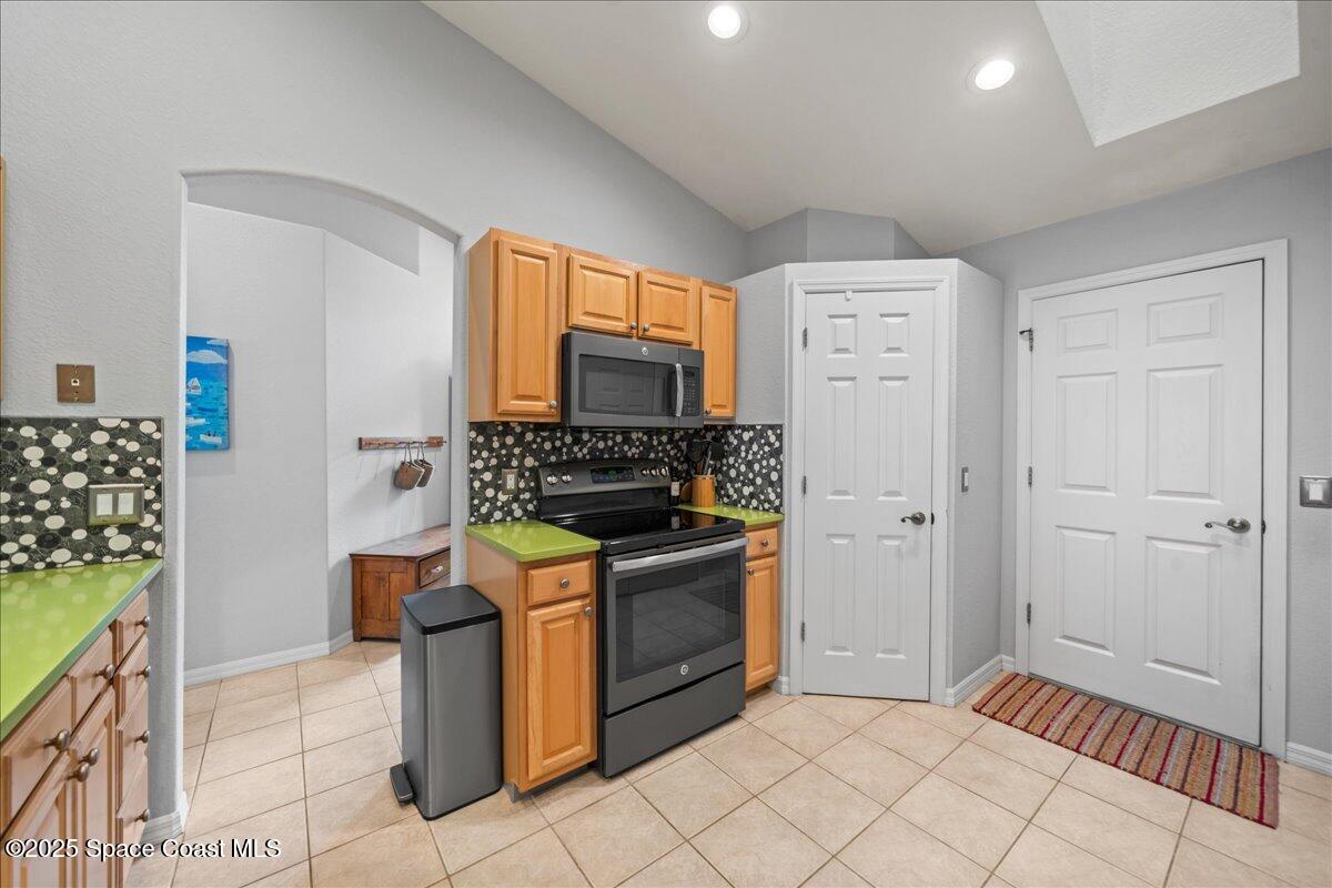 5577 Cord Grass Lane