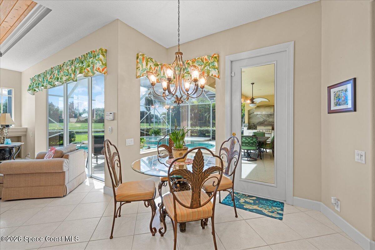 965 Chatsworth Drive