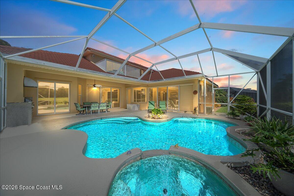 965 Chatsworth Drive