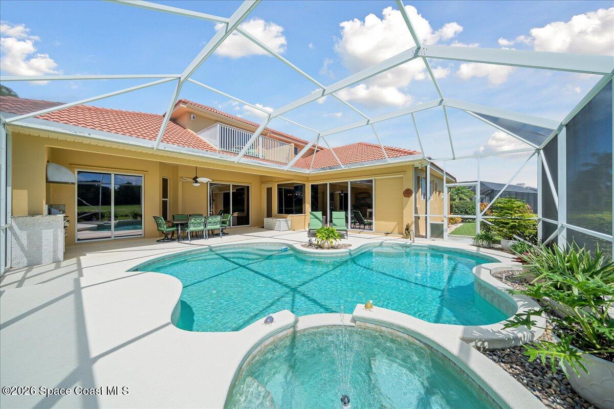 965 Chatsworth Drive