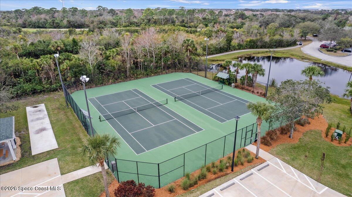 965 Chatsworth Drive